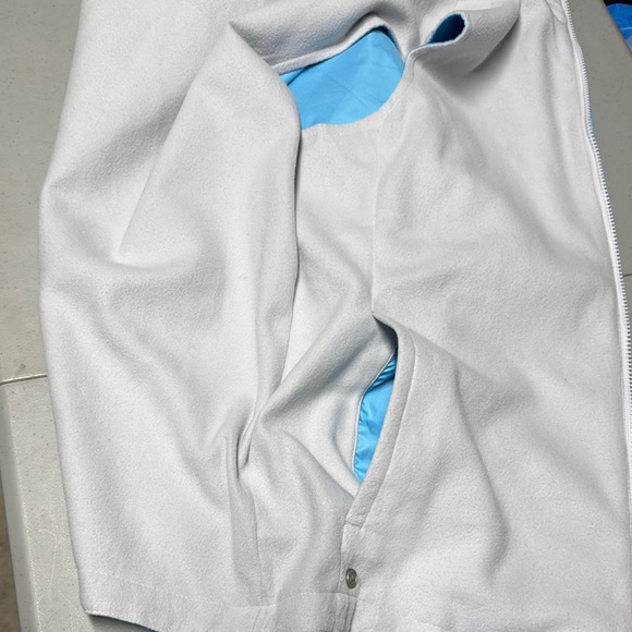 Peter Miller 
Thermal Block Reversible Gilet
Light Blue Sleeveless Vest - Picture 11 of 16